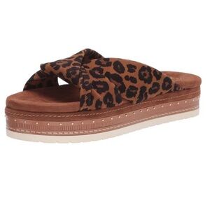 Vince Camuto Rareden Leopard Studded Platform Sandals